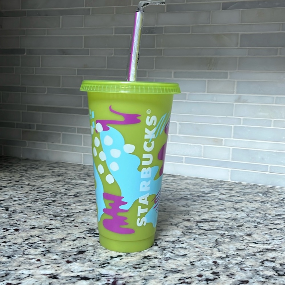 NEW☀️Starbucks Summer 2024 UV Color-Changing Reusable Venti Cold Cup & Straw